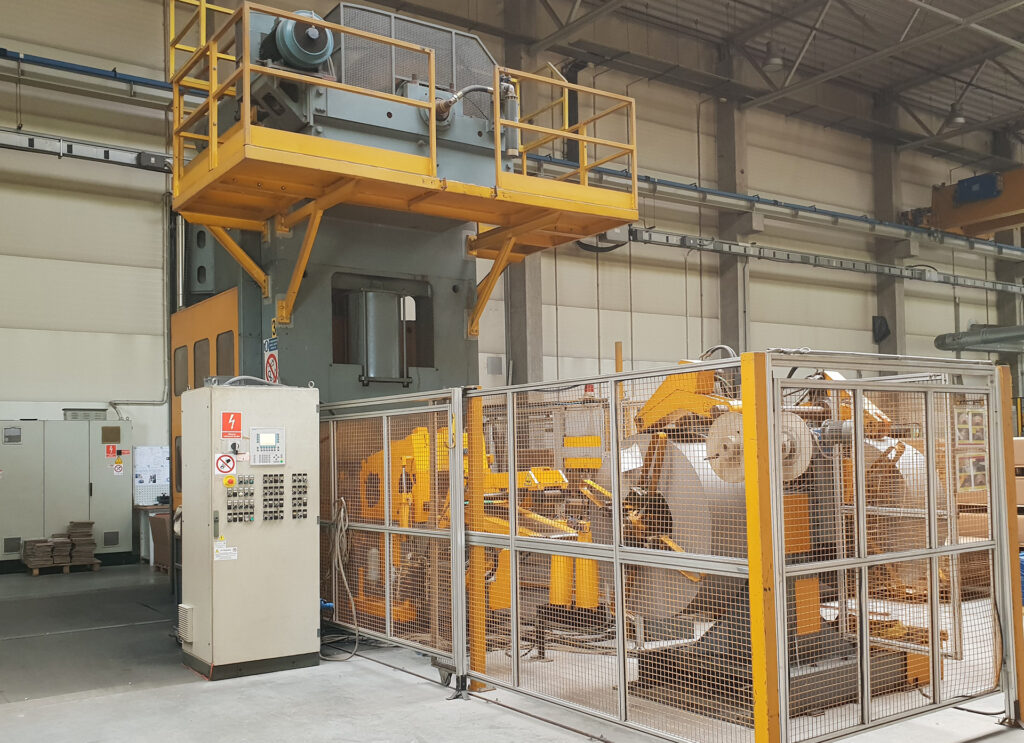 Macchinario sede Polonia